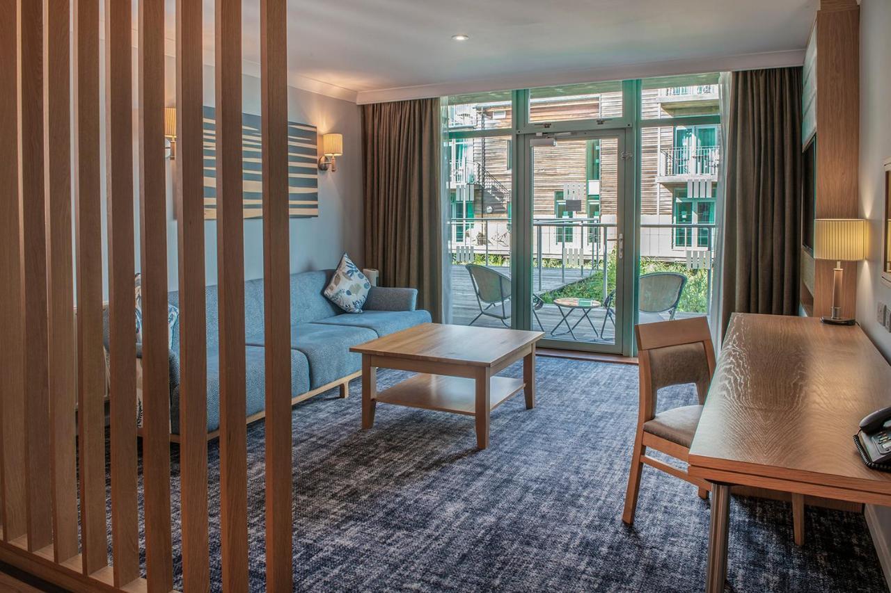 De Vere Cotswold Water Park Apartments Cirencester Eksteriør bilde