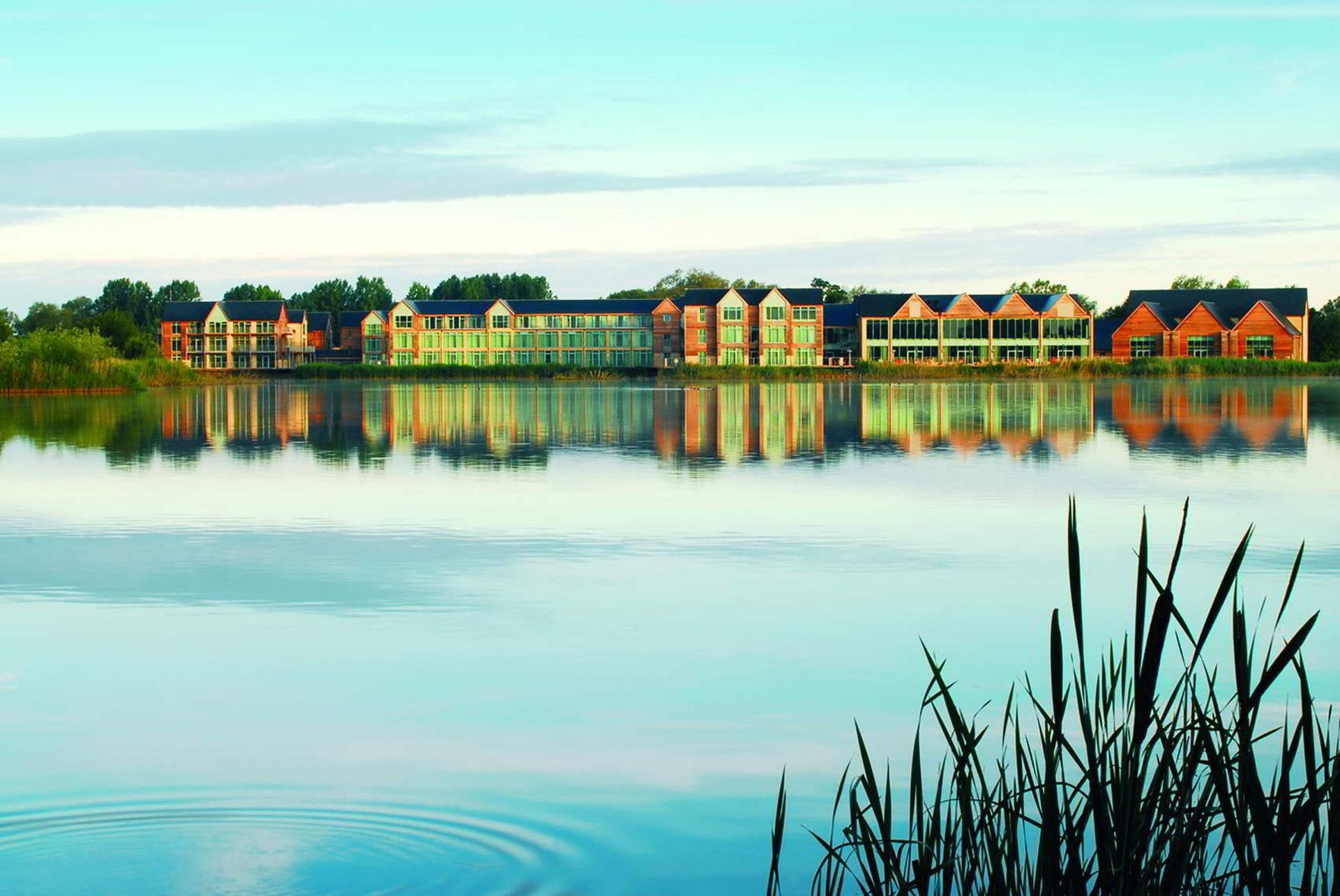 De Vere Cotswold Water Park Apartments Cirencester Eksteriør bilde