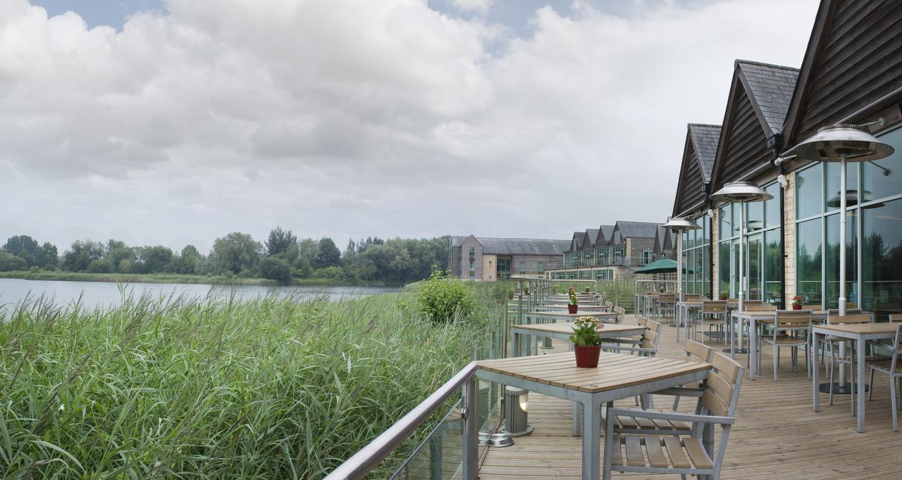 De Vere Cotswold Water Park Apartments Cirencester Eksteriør bilde