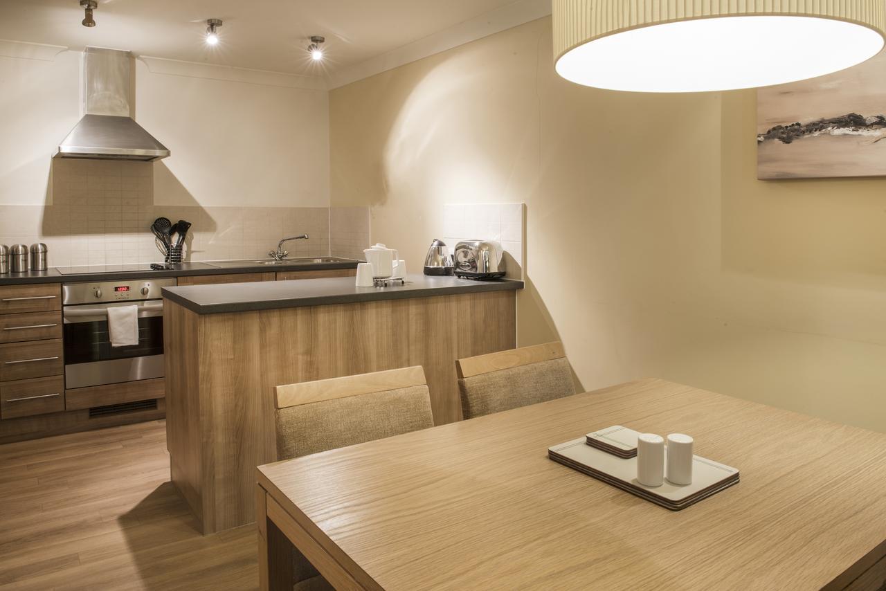 De Vere Cotswold Water Park Apartments Cirencester Eksteriør bilde